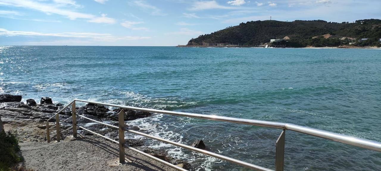 Frente Al Mar 4